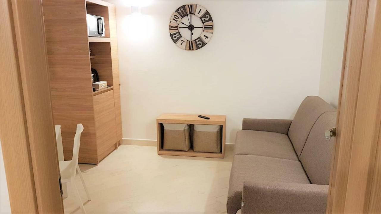 More Apartments Il Ferrarese 3 Bari Eksteriør bilde
